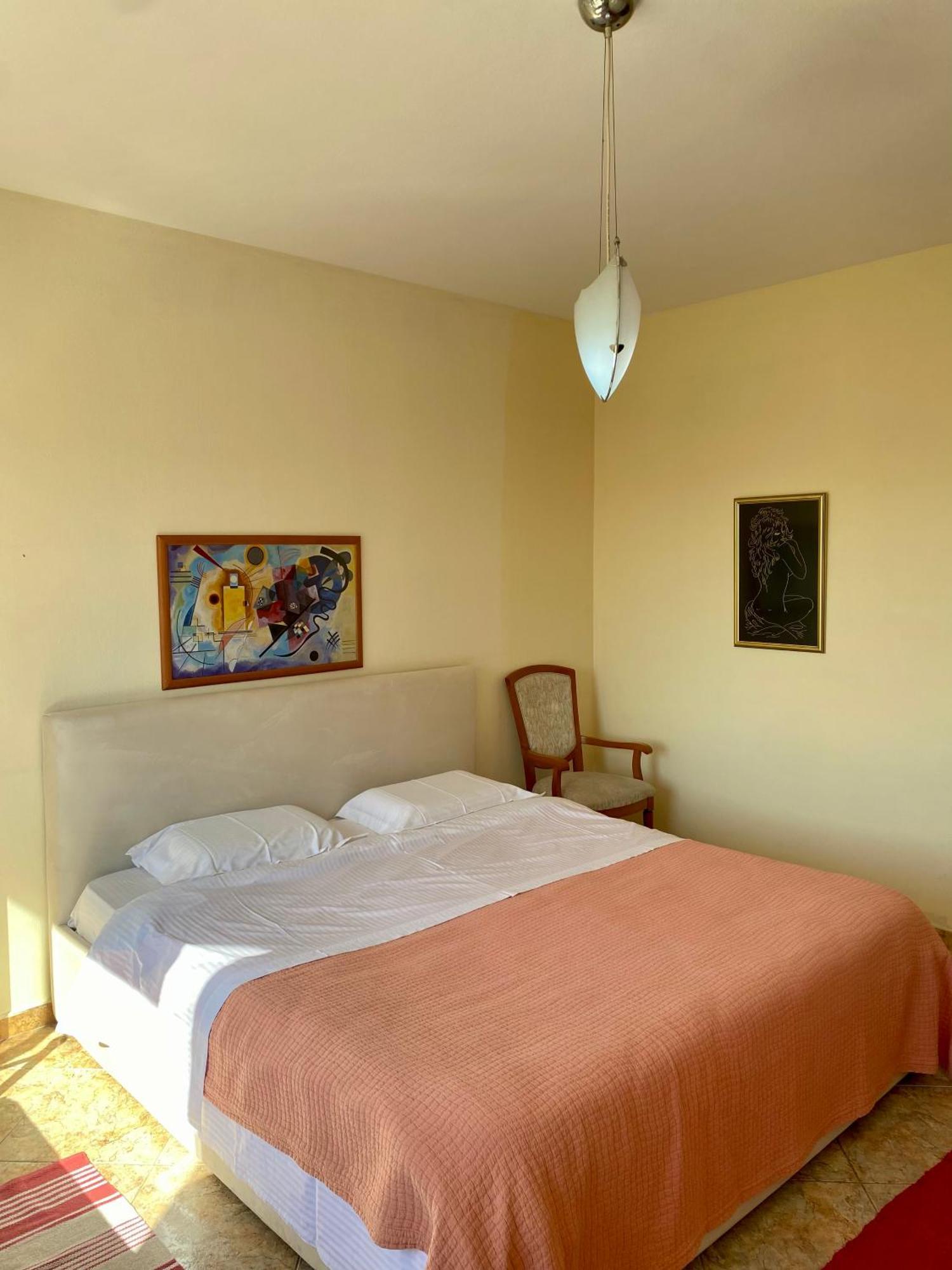 Rtsh Apartment Tirana Exteriör bild
